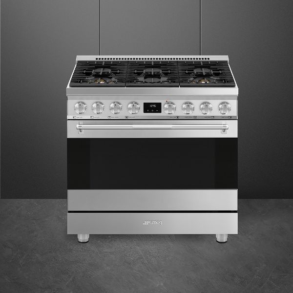 Cookers with ceramic hob