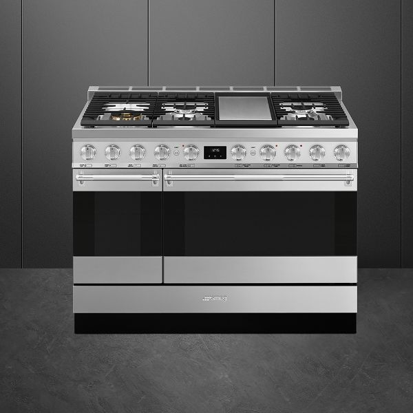 Cookers with gas hob