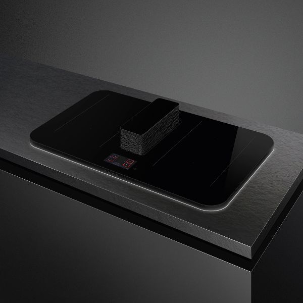 Induction hobs with integrated hood